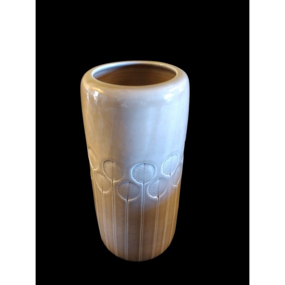 Beautiful Hand Thrown Tall Flower Vase Beige Cream Glaze Leaf‎ Pattern - Picture 2 of 9
